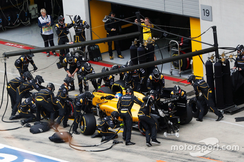 3. Renault: 1 veces
