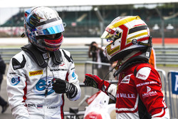 Le vainqueur Alexander Albon, ART Grand Prix et le deuxième Charles Leclerc, ART Grand Prix