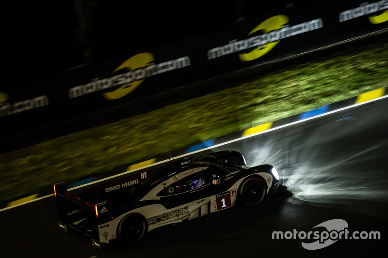 #1 Porsche Team Porsche 919 Hybrid: Timo Bernhard, Mark Webber, Brendon Hartley