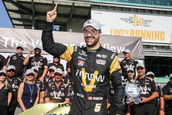 James Hinchcliffe, Schmidt Peterson Motorsports Honda pole winner