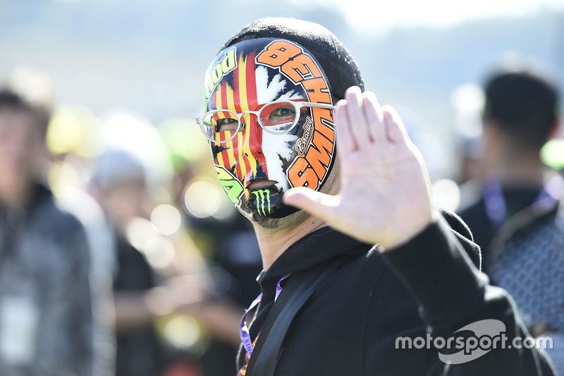 Até Bradley Smith tem fã-clube.