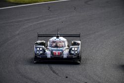 #1 Porsche Team Porsche 919 Hybrid: Timo Bernhard, Mark Webber, Brendon Hartley