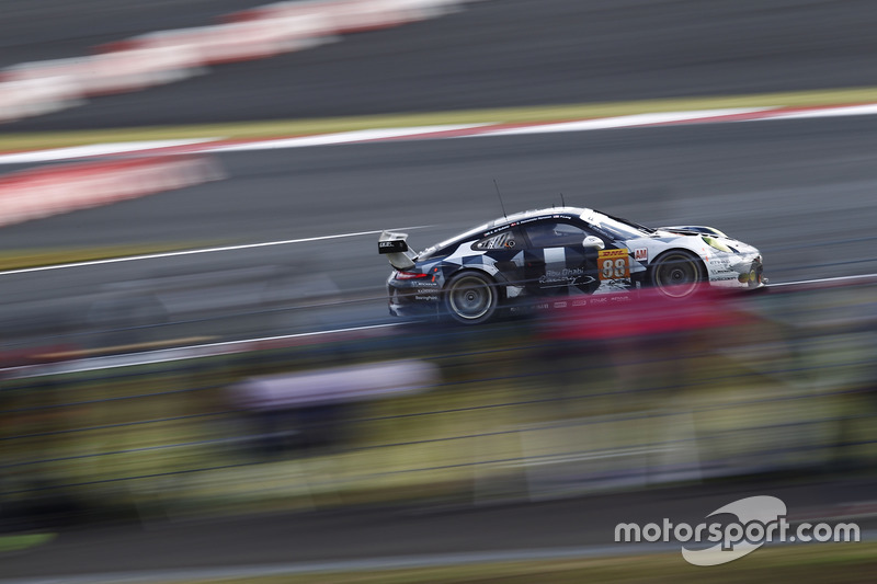 #88 Proton Racing Porsche 911 RSR: Khaled Al Qubaisi, David Heinemeier Hansson, Patrick Long