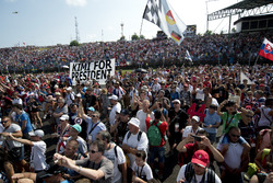 Kimi Raikkonen fans