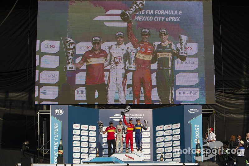 Podio: Ganador Lucas di Grassi, ABT Schaeffler Audi Sport, segundo lugar Jérôme d'Ambrosio, Dragon Racing y tercer lugar Sébastien Buemi, Renault e.Dams