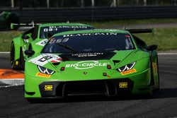 #19 GRT Grasser Racing Team Lamborghini Huracan GT3: Ezequiel Perez Companc, Raffaelle Gianmaria, Marco Mapelli