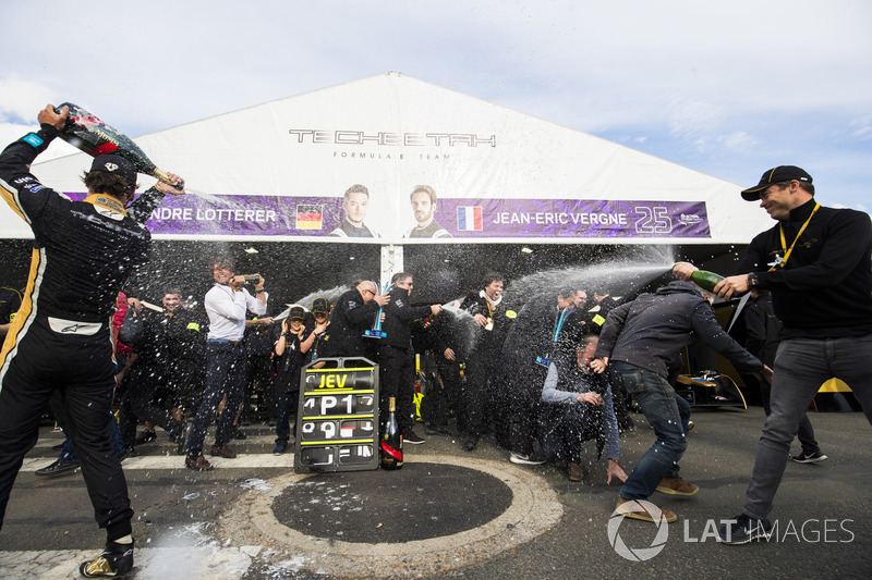 Jean-Eric Vergne, Techeetah. celebrates his win with his team