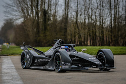 DS E-TENSE FE 19