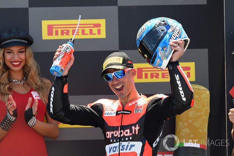 Podio: il terzo classificato Marco Melandri, Aruba.it Racing-Ducati SBK Team