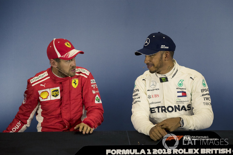 Sebastian Vettel, Ferrari y Lewis Hamilton, Mercedes-AMG F1