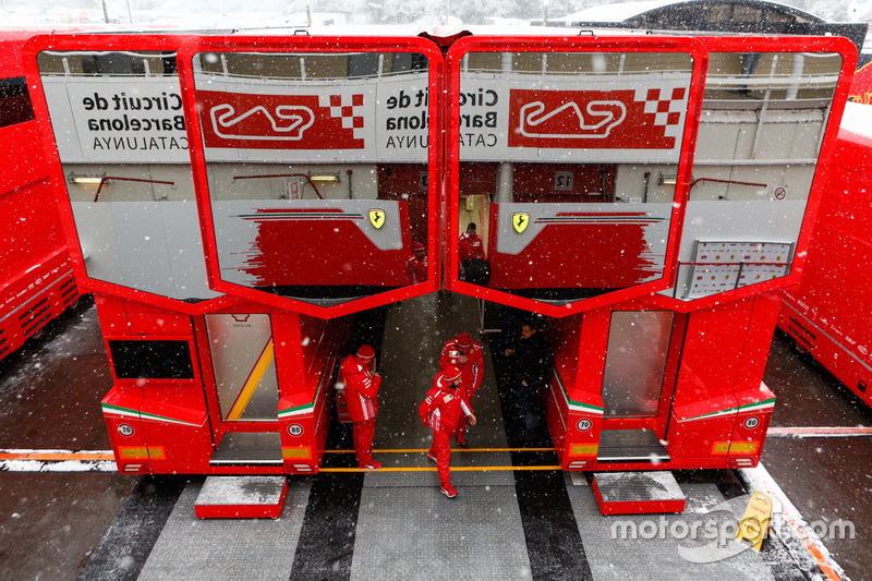 Nevica sull'Hospitality Ferrari