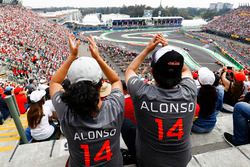 Alonso fans watch the formation lap