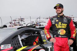 Martin Truex Jr., Furniture Row Racing, Toyota Camry 5-hour ENERGY/Bass Pro Shops