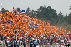 Nederlandse fans voor Max Verstappen, Red Bull Racing