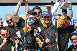 Jean-Eric Vergne, Techeetah, Andre Lotterer, Techeetah celebrate on the podium with their team