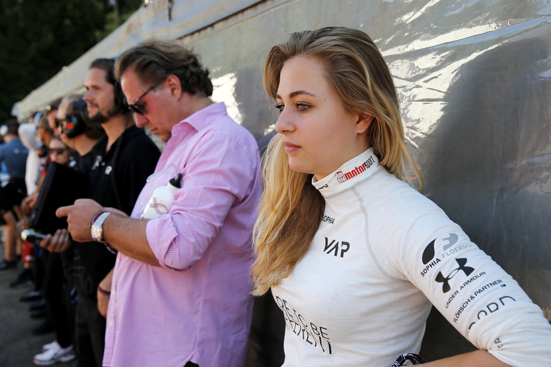 Sophia Flörsch, Van Amersfoort Racing Dallara F317 - Mercedes-Benz