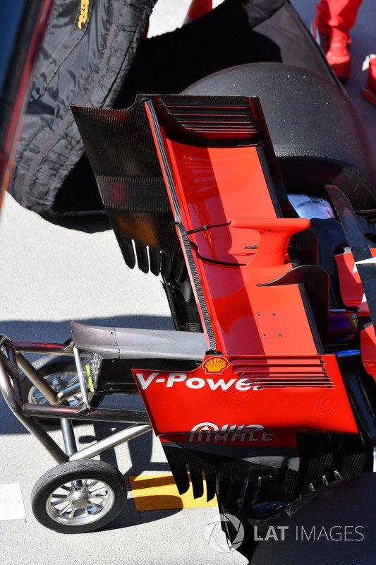 Ferrari SF71H arka kanat