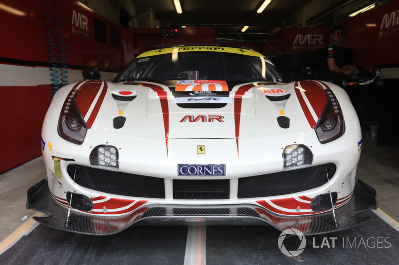 #70 MR Racing Ferrari 488 GTE