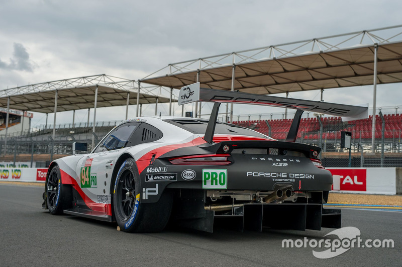 #94 Porsche GT Team Porsche 911 RSR