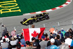 Карлос Сайнс, Renault Sport F1 Team