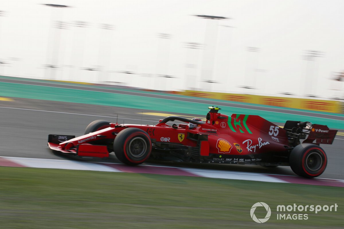 Carlos Sainz Jr, Ferrari SF21