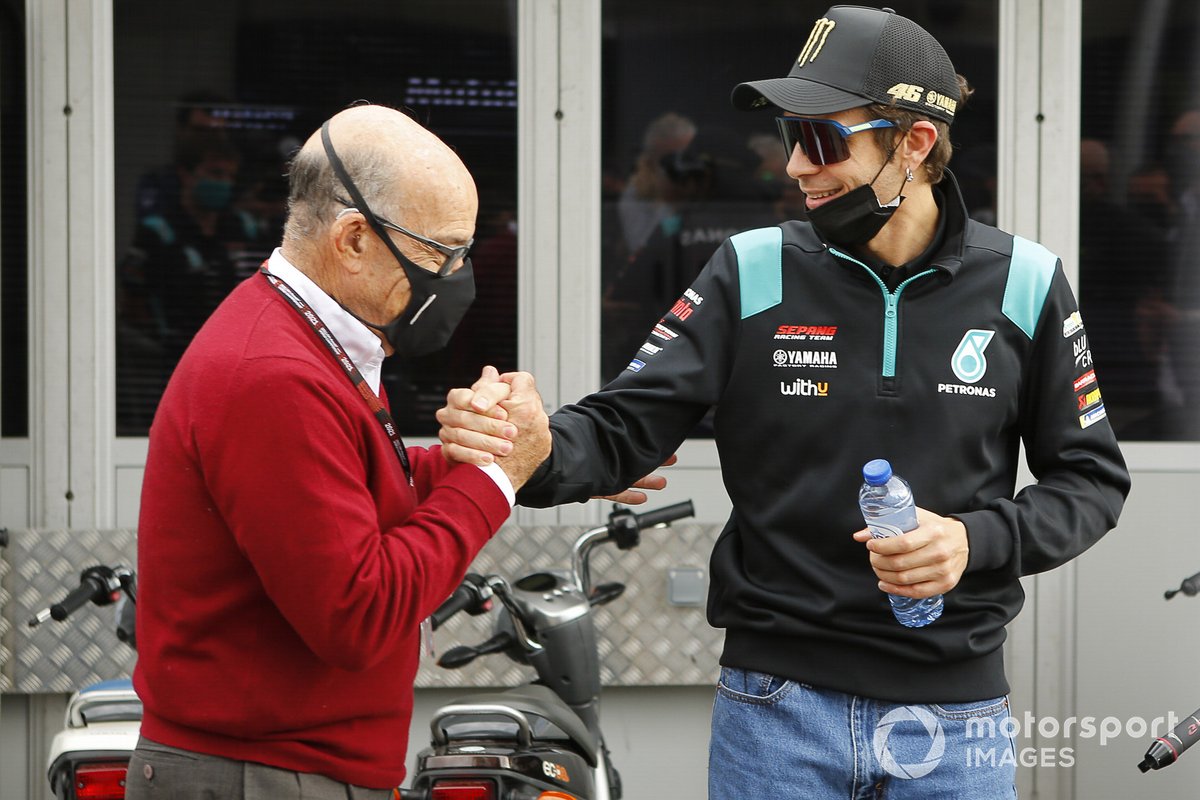 Valentino Rossi, Petronas Yamaha SRT, Carmelo Ezpeleta, CEO de Dorna Sports