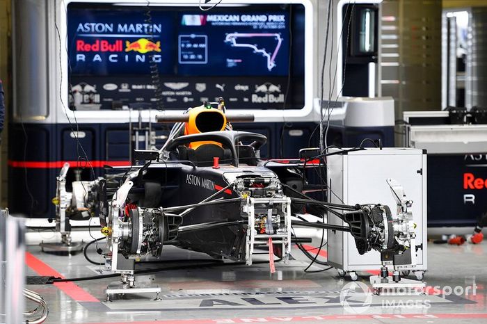 Suspensión delantera del Red Bull Racing RB15 