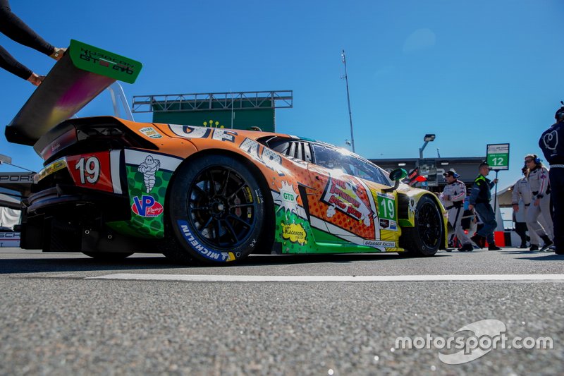 #19 GEAR Racing powered by GRT Grasser Lamborghini Huracan GT3: Christina Nielsen, Katherine Legge, Tatjana Calderon, Rahel Frey