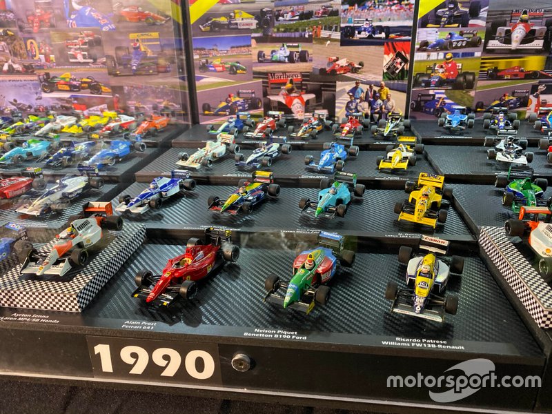 Colección de coches miniatura de F1