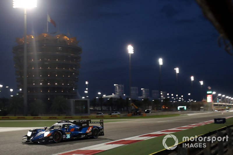 #36 Signatech Alpine Elf Alpine A470: Thomas Laurent, Andre Negrao, Pierre Ragues