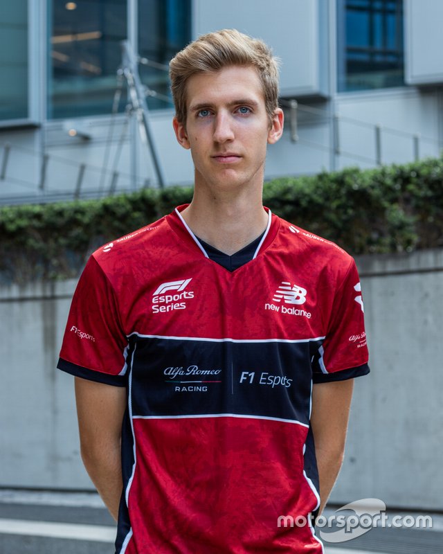 Bereznay Dániel, Alfa Romeo eSport Team