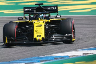 Daniel Ricciardo, Renault F1 Team R.S.19