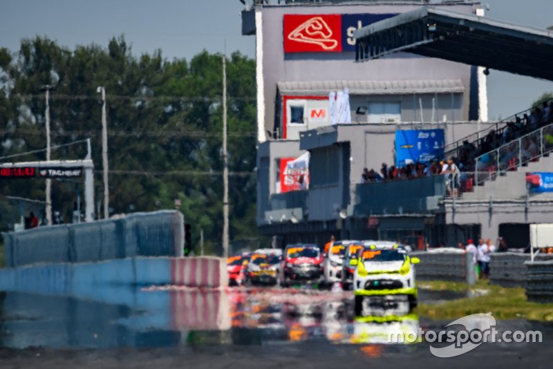 KPC, KIA PLATINUM CUP, Slovakiaring, Q2