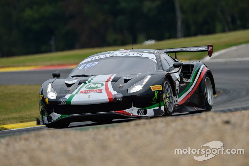 #52 AF Corse Ferrari 488 GT3: Niek Hommerson, Louis Machiels, Andrea Bertolini, Toni Vilander