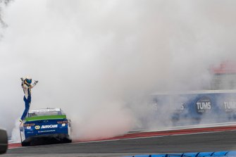 Race winner Chase Elliott, Hendrick Motorsports Chevrolet