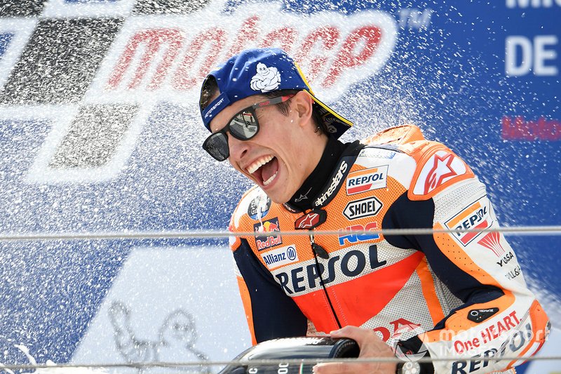 Podio: ganador de la carrera, Marc Márquez, Repsol Honda Team