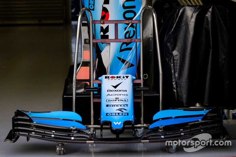 Detalle del alerón delantero del Williams FW42