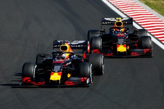 Max Verstappen, Red Bull Racing RB15 ve Pierre Gasly, Red Bull Racing RB15