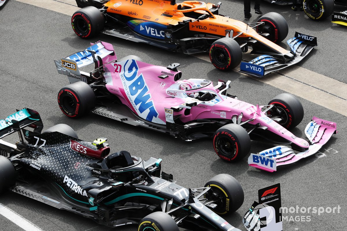 Le auto del Pole sitter Valtteri Bottas, Mercedes F1 W11, Nico Hulkenberg, Racing Point RP20, Lando Norris, McLaren MCL35, e Daniel Ricciardo, Renault F1 Team R.S.20, nel Parc Ferme dopo le Qualifiche