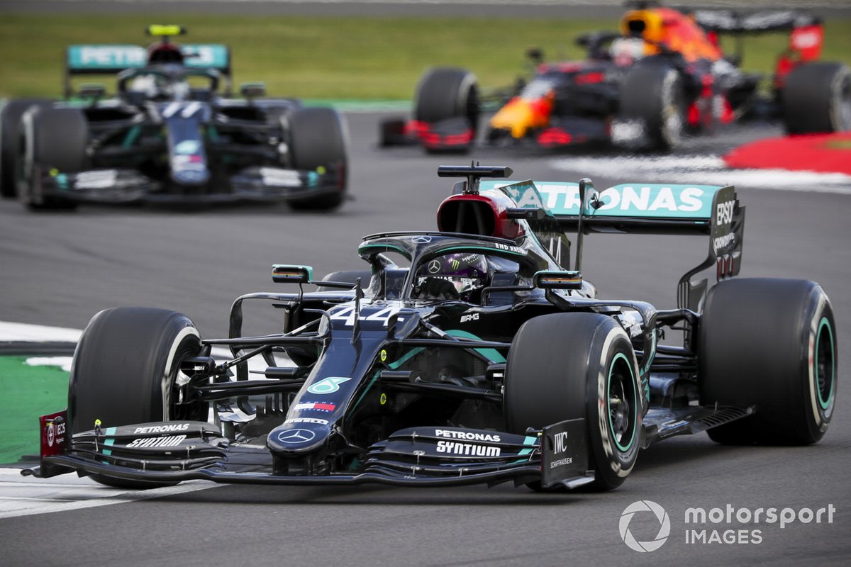 Lewis Hamilton, Mercedes F1 W11, Valtteri Bottas, Mercedes F1 W11, Max Verstappen, Red Bull Racing RB16