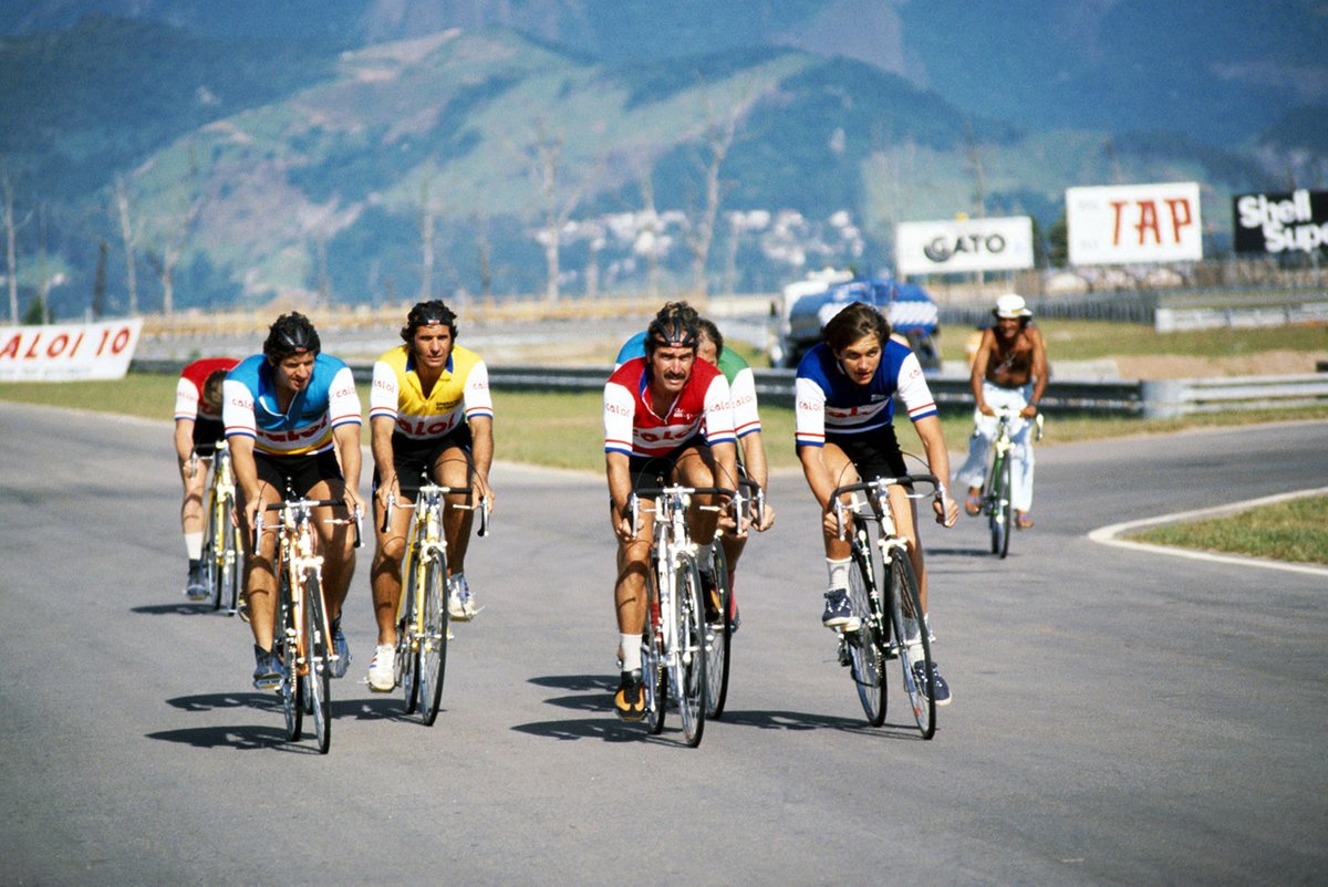 The drivers take part in a bicycle race around the new circuit: Jody Scheckter, Wolf; Emerson Fittipaldi, Fittipaldi; Clay Regazzoni, Shadow; Eddie Cheever Theodore