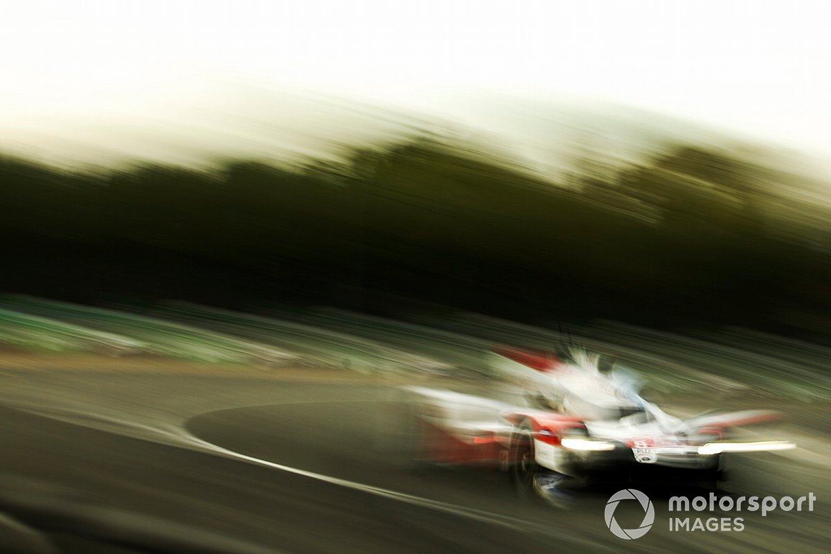 #8 Toyota Gazoo Racing Toyota TS050: Sébastien Buemi, Kazuki Nakajima, Brendon Hartley