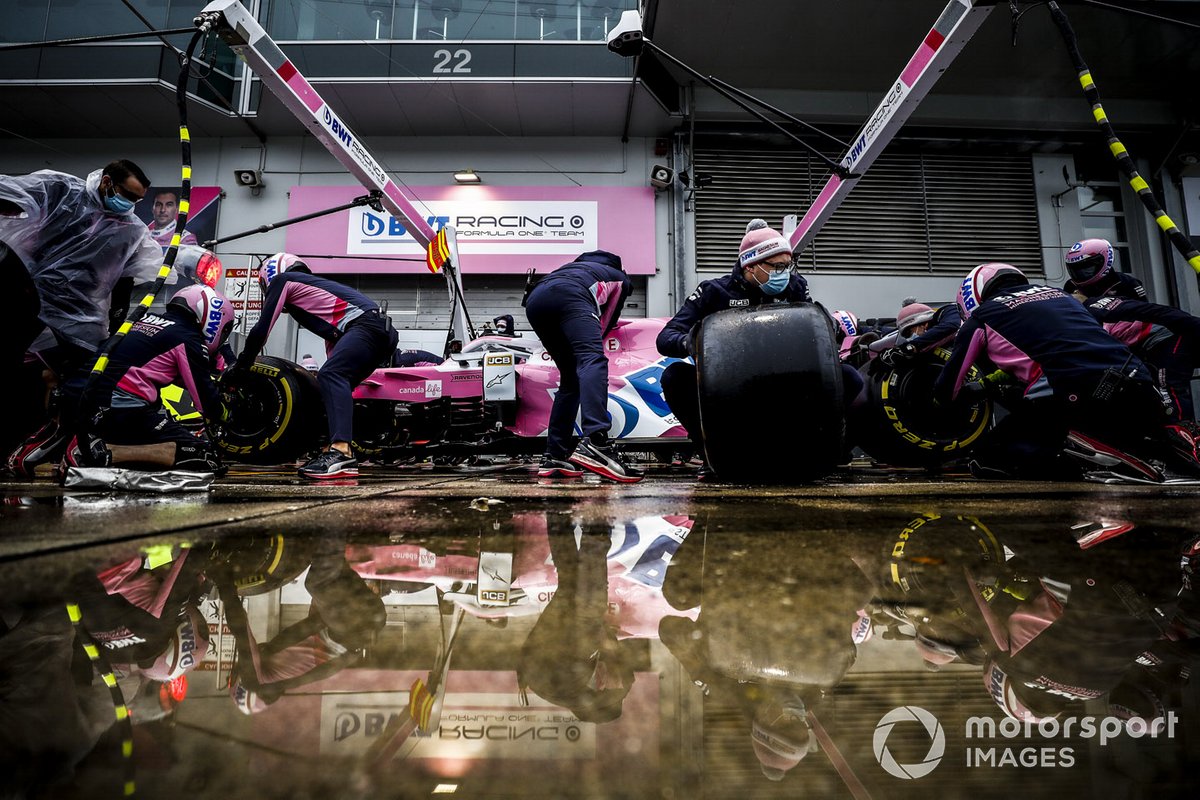 Racing Point pit stop practice