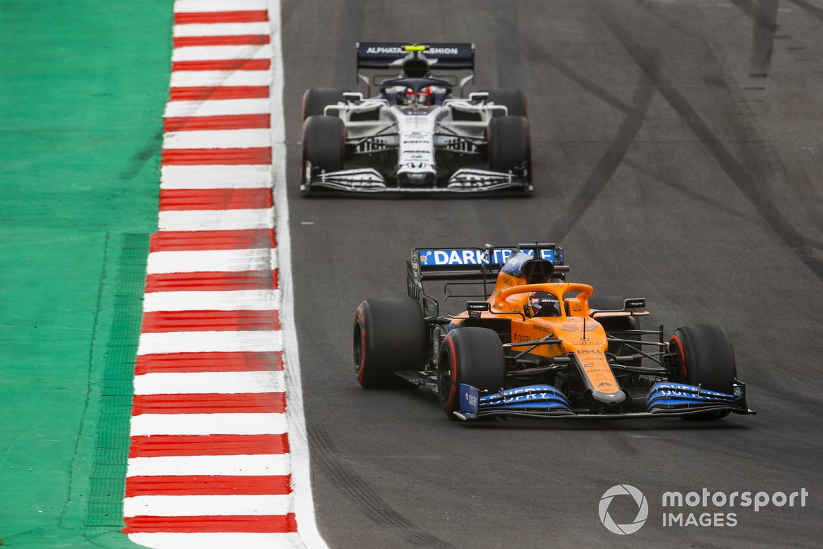 Carlos Sainz Jr., McLaren MCL35, Pierre Gasly, AlphaTauri AT01