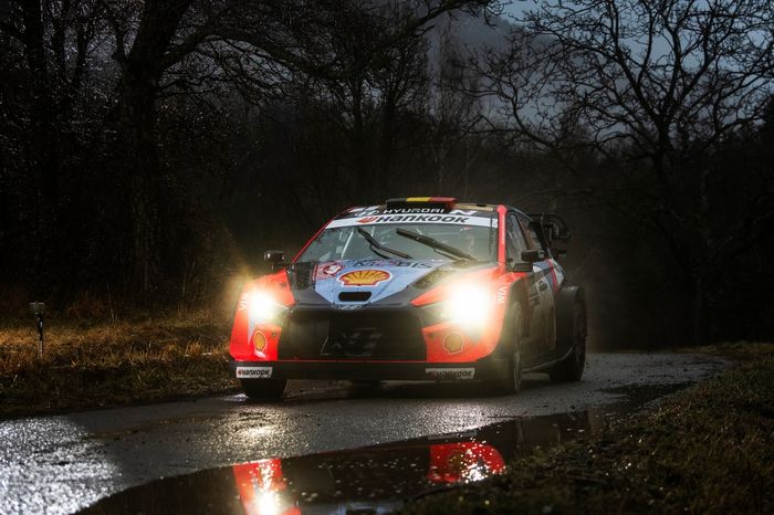 Thierry Neuville, Martijn Wydaeghe, Hyundai World Rally Team Hyundai i20 N Rally1
