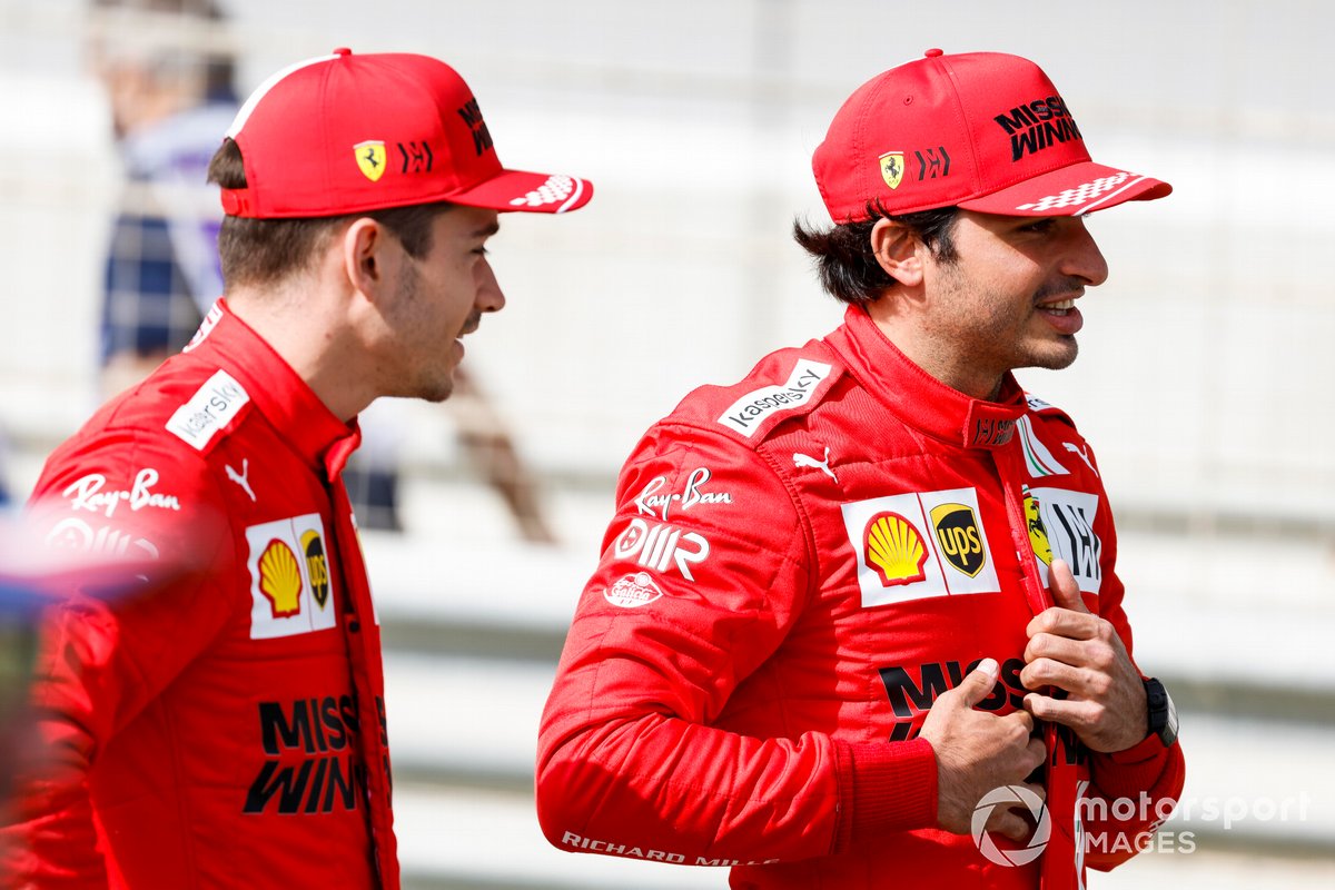 Carlos Sainz Jr., Ferrari y Charles Leclerc, Ferrari