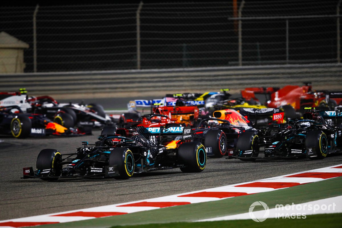 George Russell, Mercedes F1 W11, Sergio Perez, Racing Point RP20, Max Verstappen, Red Bull Racing RB16, Valtteri Bottas, Mercedes F1 W11, Charles Leclerc, Ferrari SF1000, and the rest of the field at the start