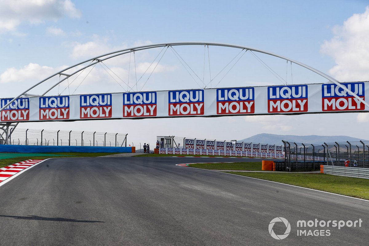 Track walk