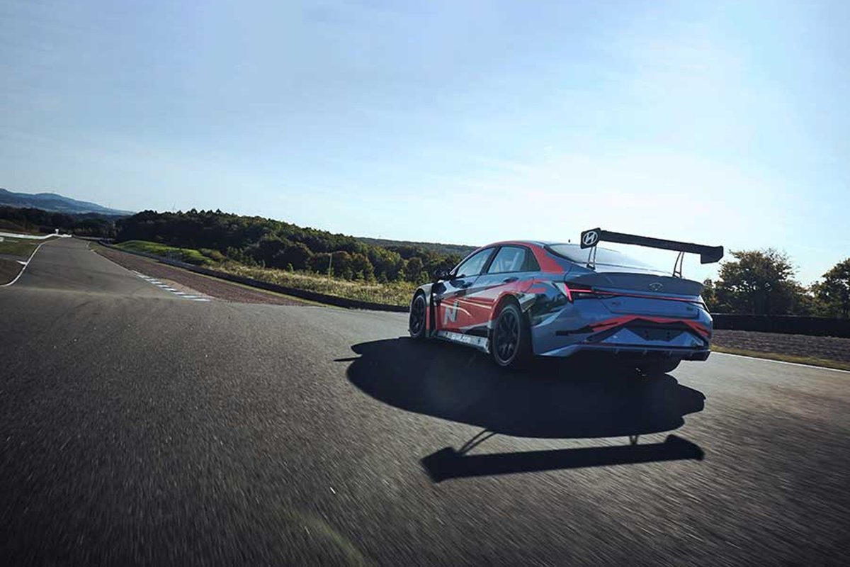Hyundai Elantra N TCR