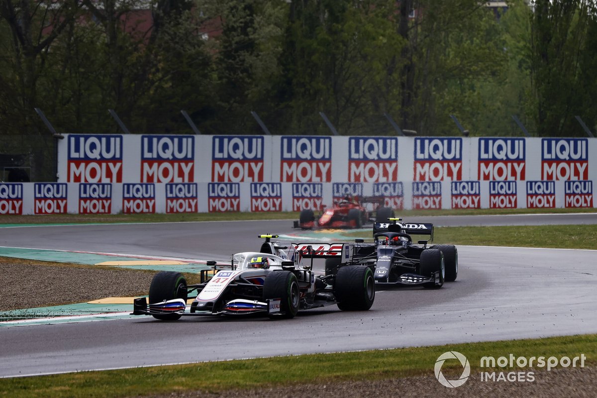 Mick Schumacher, Haas VF-21, Pierre Gasly, AlphaTauri AT02
